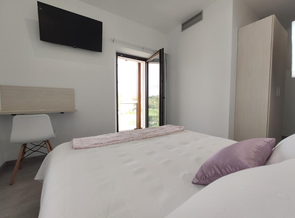 Hostal Oleo Auto Check-In Сантандер Экстерьер фото